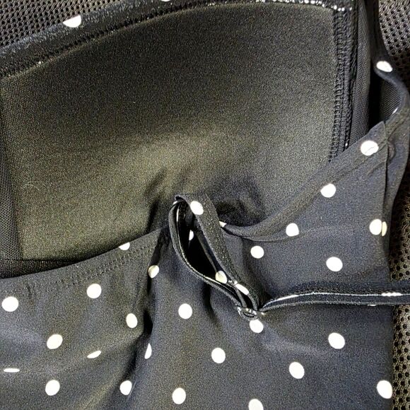 NIP TUCK Pin-Up Perfection! Black & White Polka Dot Ruched Tankini Top Size 10 - Picture 8 of 11